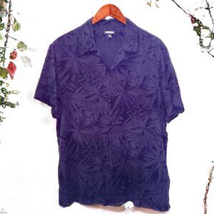 Express ★ Men's Rayon Short Sleeve Button-Up ★ Kaho‘olawe Gothic Floral Print